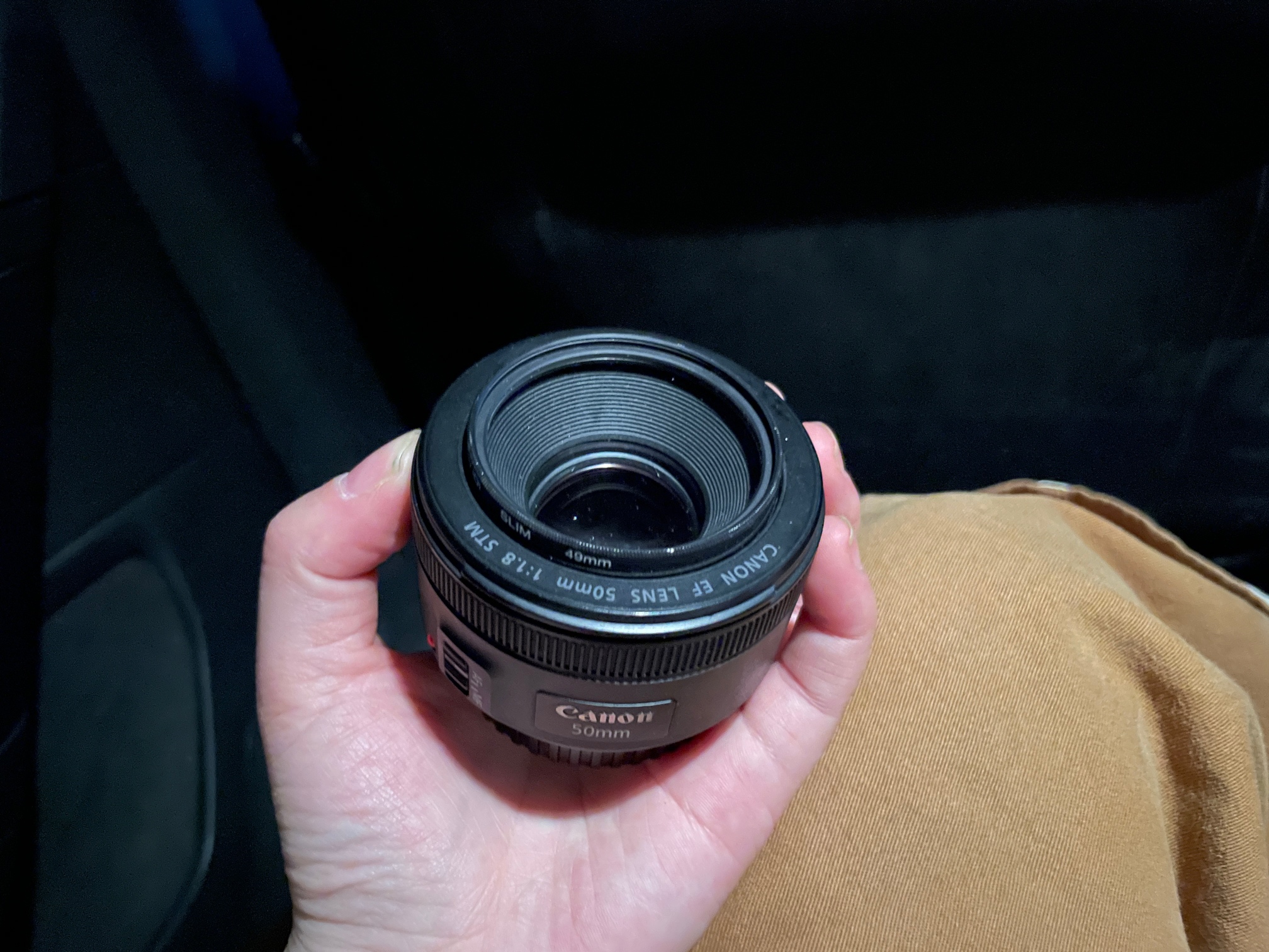 转一个佳能原装小痰盂三代拍人像妥妥的我本人是买来店里拍花的拍了几