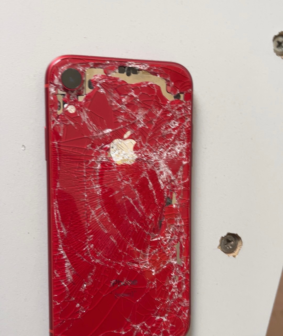 高价回收苹果手机旧苹果手机摔烂的摔得不能修的专收苹果坏手机联系电